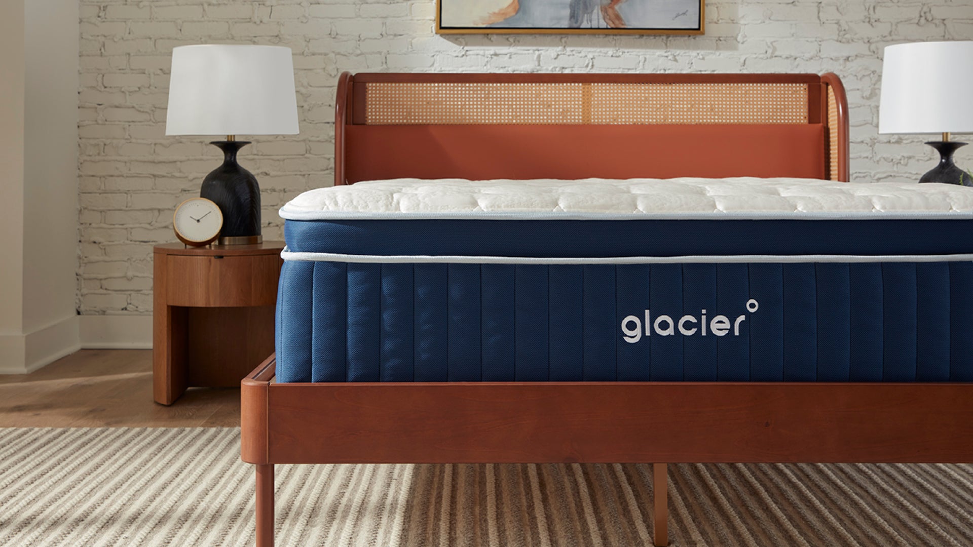 glacier_Apex_wood_frame_1920x1
